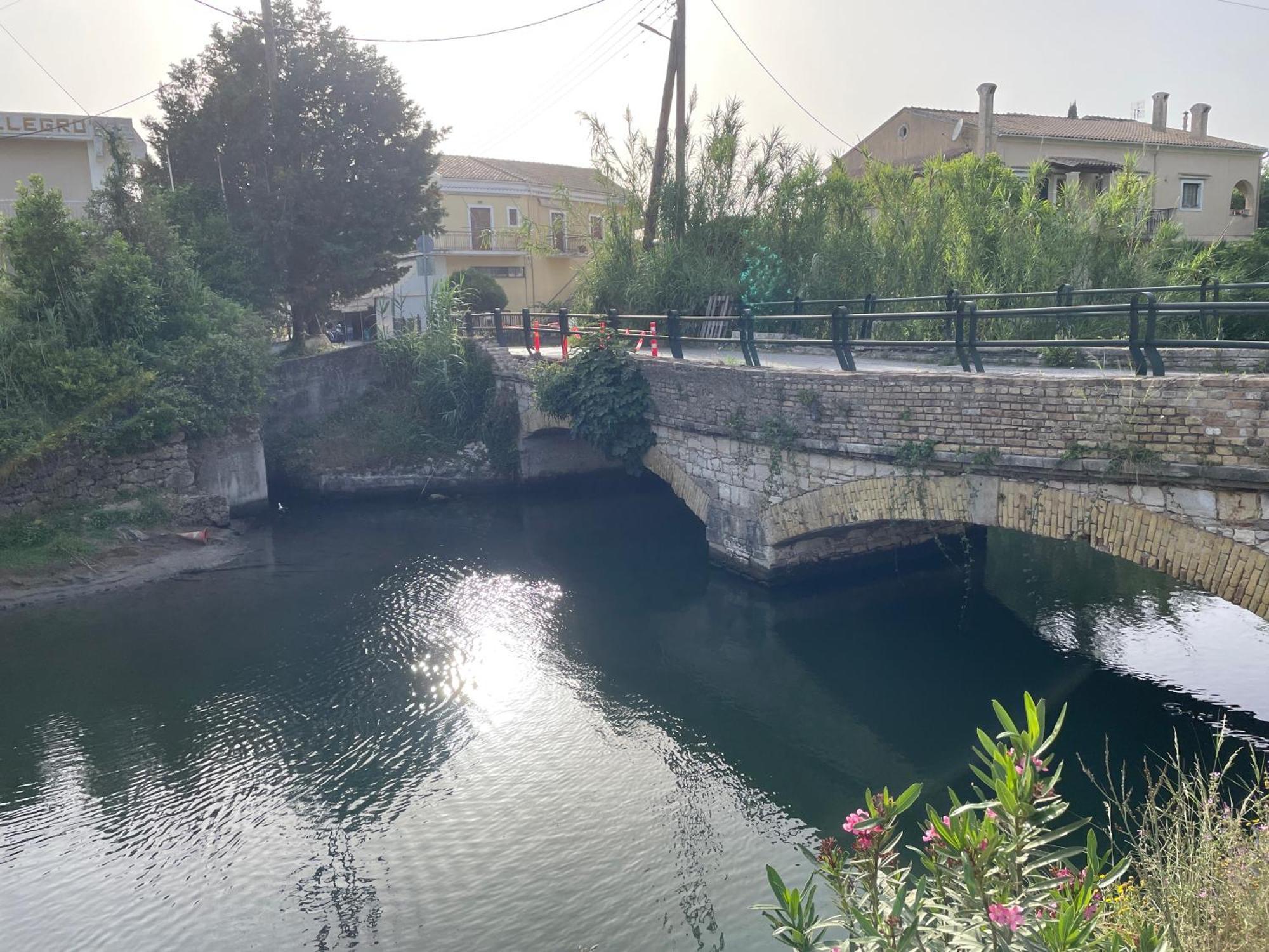 Vakantiehuis Corfu River House & Luxury *
